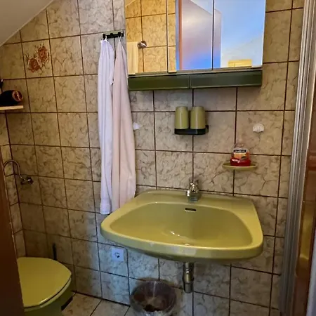 Gaestehaus Dullnig Homestay *