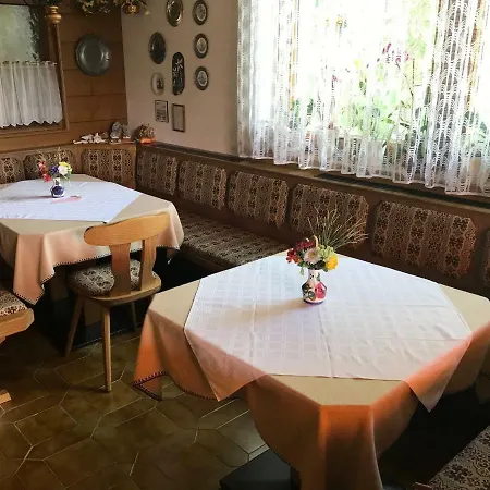Homestay Gaestehaus Dullnig