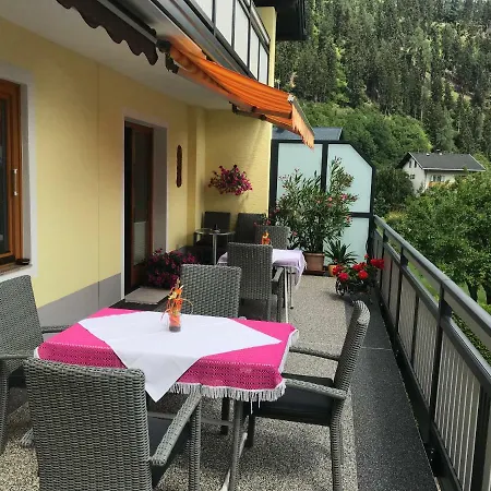 Accommodatie bij particulieren Gaestehaus Dullnig *