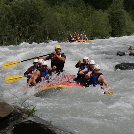 홈스테이 Gaestehaus Dullnig *