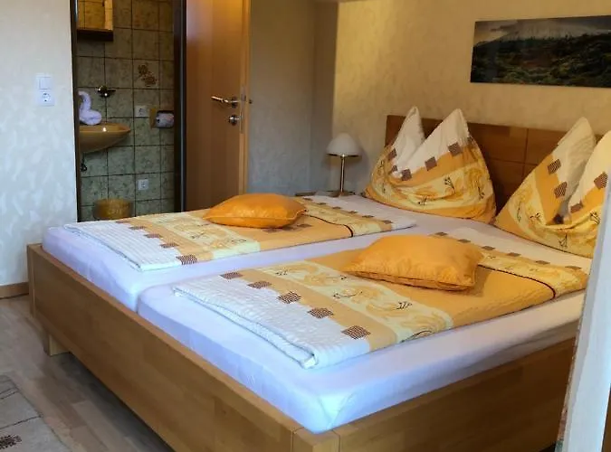 Homestay Gaestehaus Dullnig *