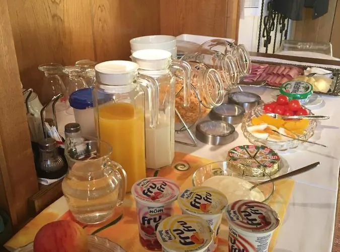 Homestay Gaestehaus Dullnig *