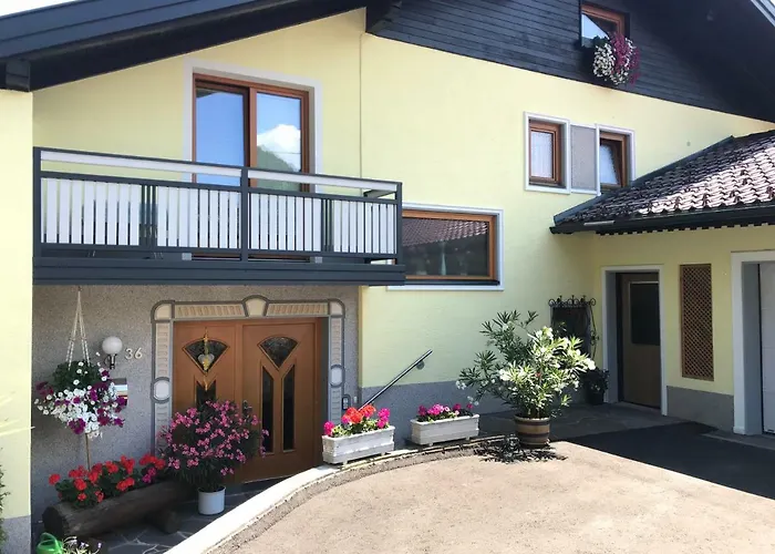 Gaestehaus Dullnig *